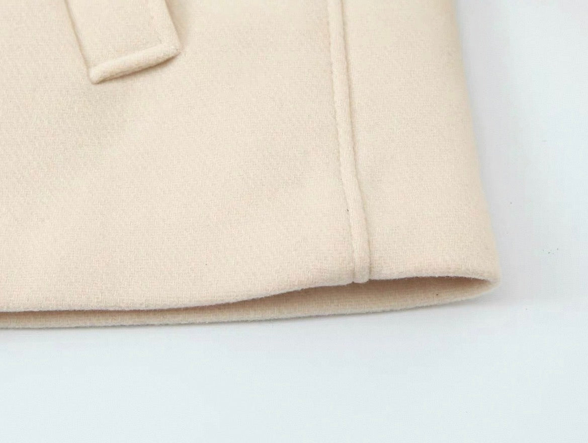 Cropped Jacke mit Kragen