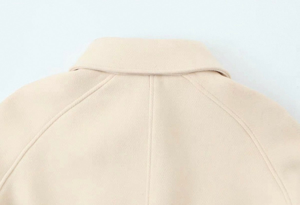 Cropped Jacke mit Kragen