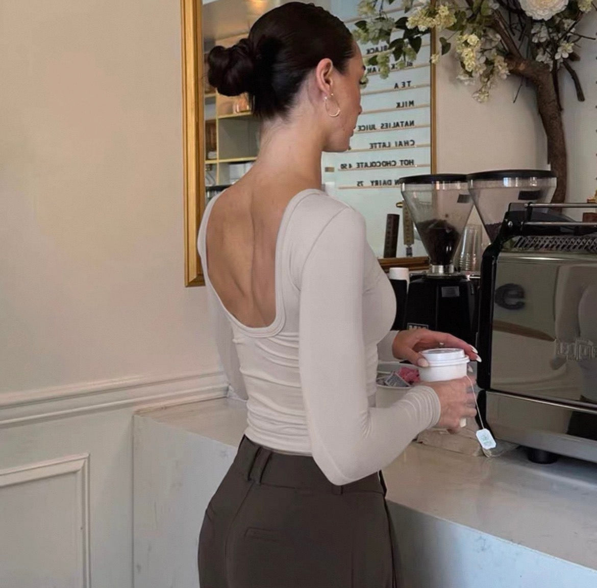 Longsleeve mit Rückenausschnitt