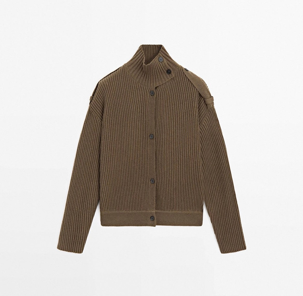 Strickjacke mit Knöpfen