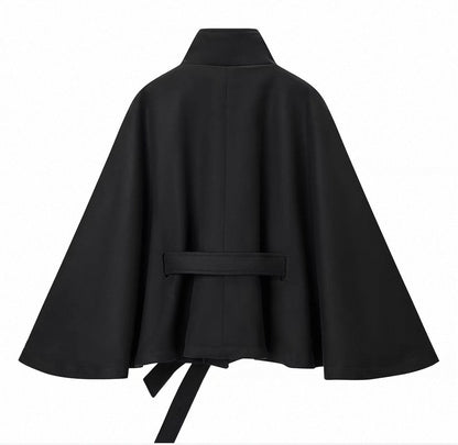 Cape mit Gürtel